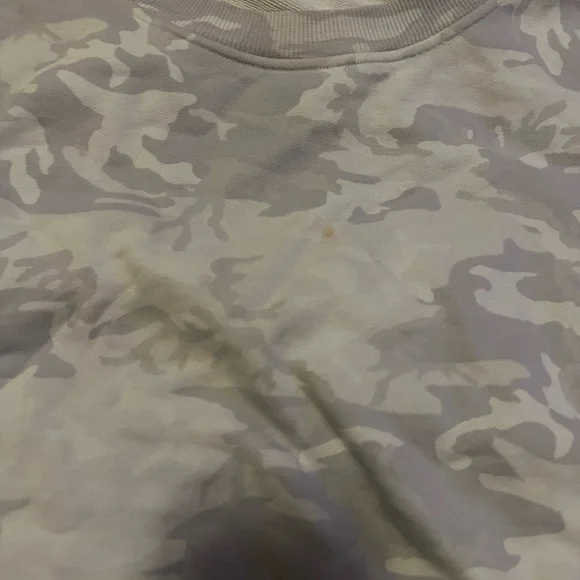 Lululemon white Camouflage Sweatshirt - Picture 4 of 6